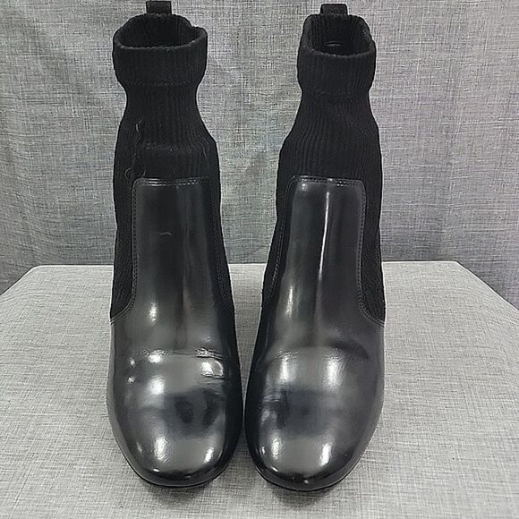 TORY BURCH Rowan Black leather Sock Booties block heel Women's 9M READ - Picture 3 of 11